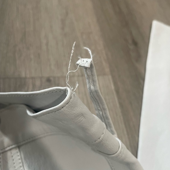 J BRAND Mid Rise 100% Lamb Leather Pants Tectonic Ivory White-Size 24 - Picture 7 of 7